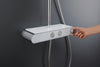 Sistema de ducha Duravit con termostato y repisa de vidrio